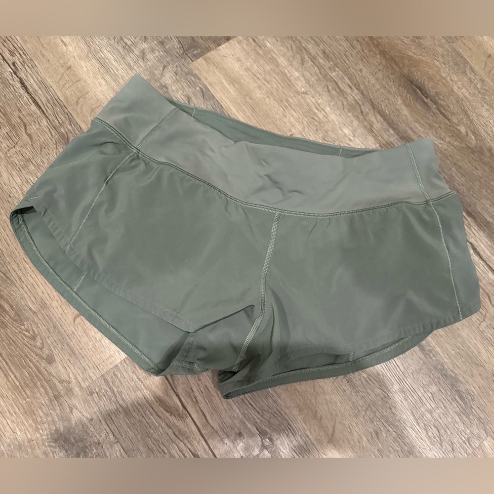 💙SOLD💙 Lululemon sage green speed up shorts size 6